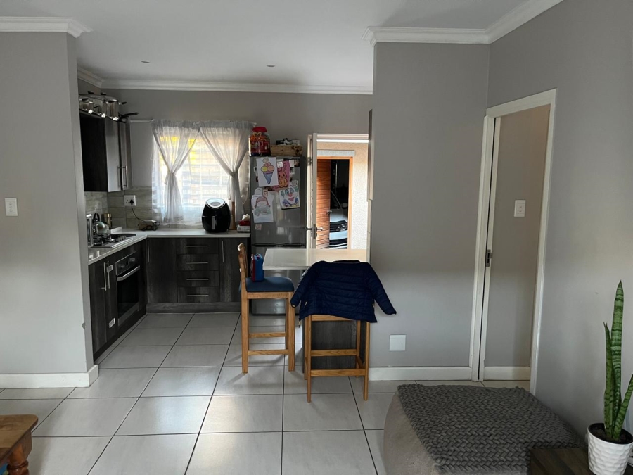 To Let 2 Bedroom Property for Rent in Heuwelsig Free State